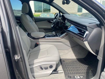 2020 Audi Q7 45 Premium