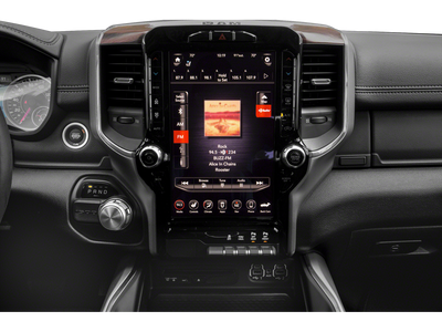 2021 RAM 1500 Laramie Crew Cab 4x4 5'7" Box