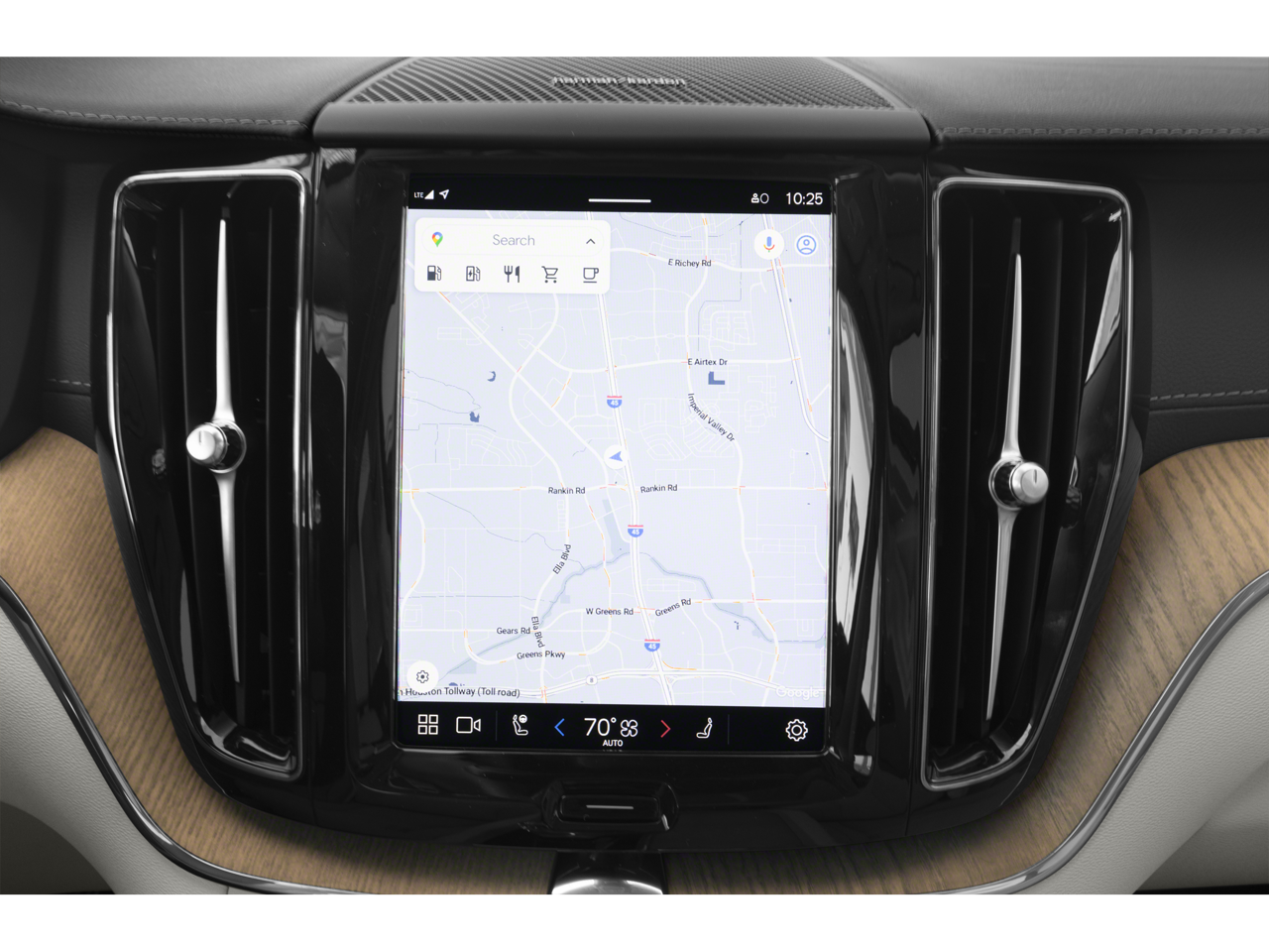 2023 Volvo XC60 Recharge Plug-In Hybrid T8 Plus Bright Theme