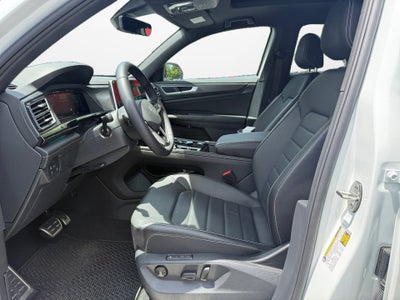 2025 Volkswagen Atlas Cross Sport 2.0T SEL R-Line Black