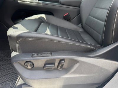 2025 Volkswagen Atlas Cross Sport 2.0T SEL R-Line Black