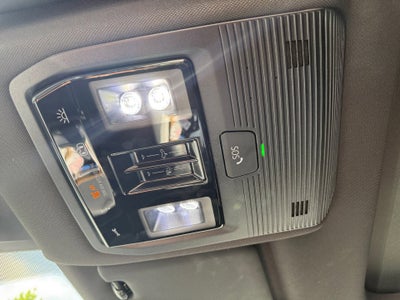 2025 Volkswagen Atlas Cross Sport 2.0T SEL R-Line Black