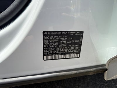 2025 Volkswagen Atlas Cross Sport 2.0T SEL R-Line Black