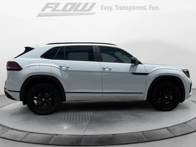 2025 Volkswagen Atlas Cross Sport 2.0T SEL R-Line Black