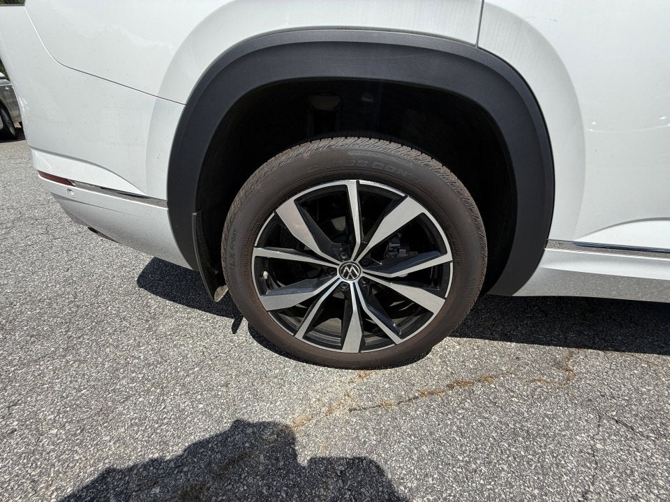 2024 Volkswagen Atlas 2.0T SEL Premium R-Line