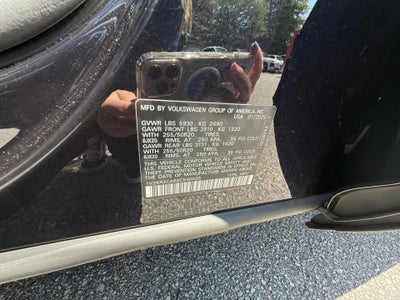 2025 Volkswagen Atlas 2.0T SE w/Technology