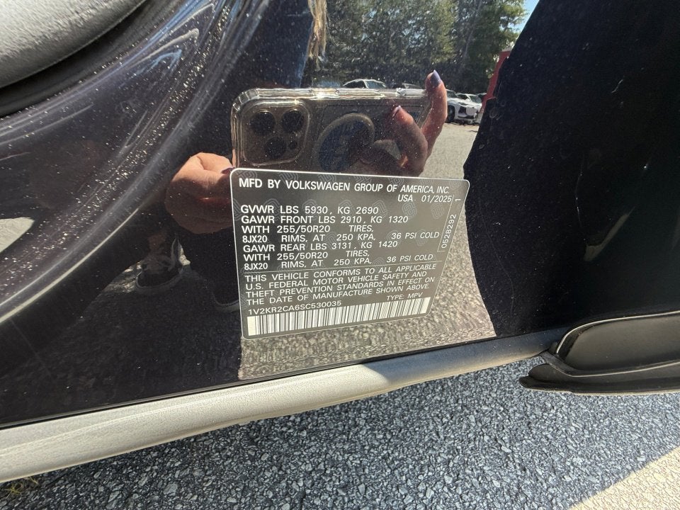 2025 Volkswagen Atlas 2.0T SE w/Technology