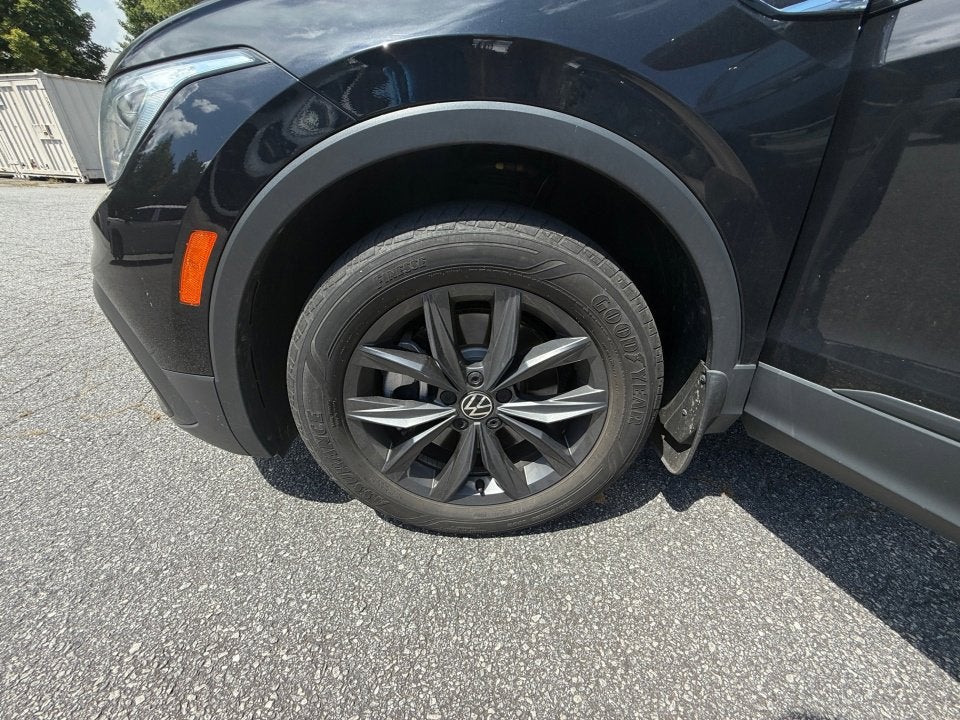 2022 Volkswagen Tiguan SE
