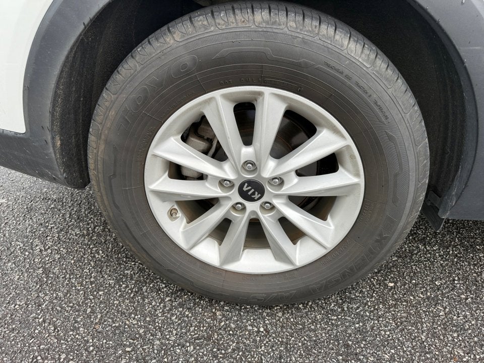 2019 Kia Sorento LX V6