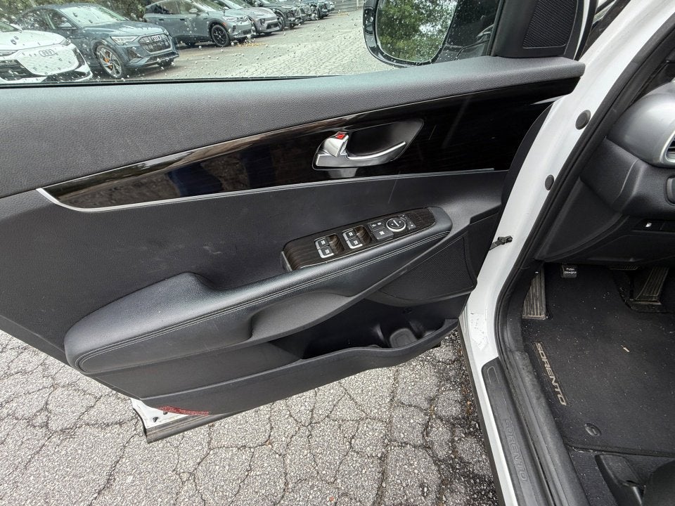 2019 Kia Sorento LX V6