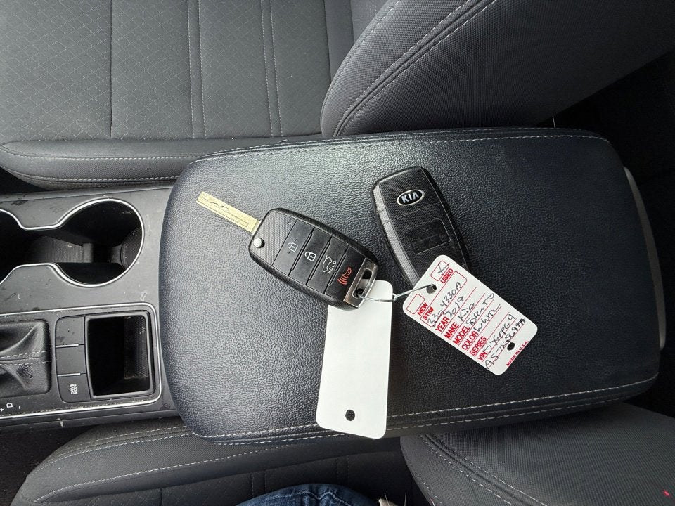 2019 Kia Sorento LX V6