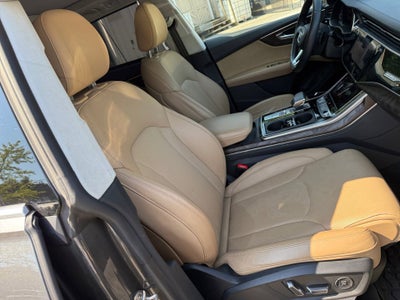 2020 Audi Q8 Prestige