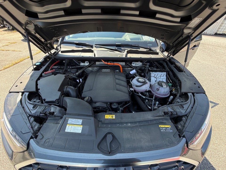 2024 Audi Q5 S line Prestige