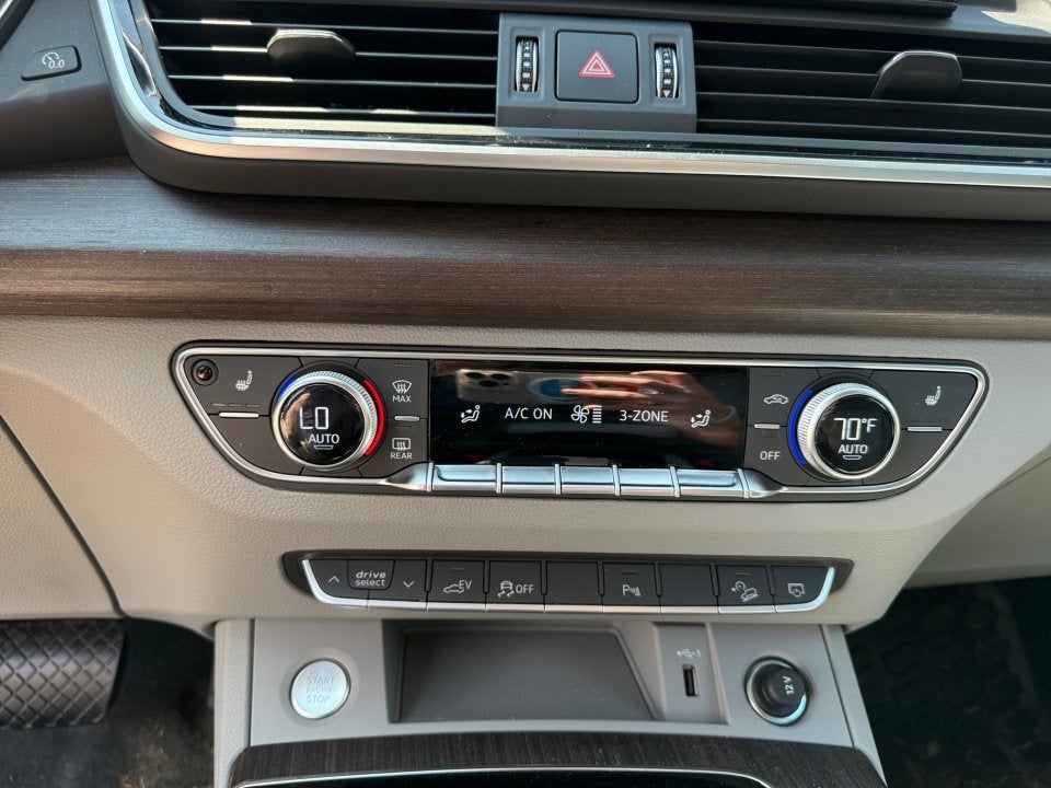 2024 Audi Q5 S line Premium