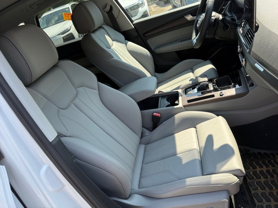 2024 Audi Q5 S line Premium