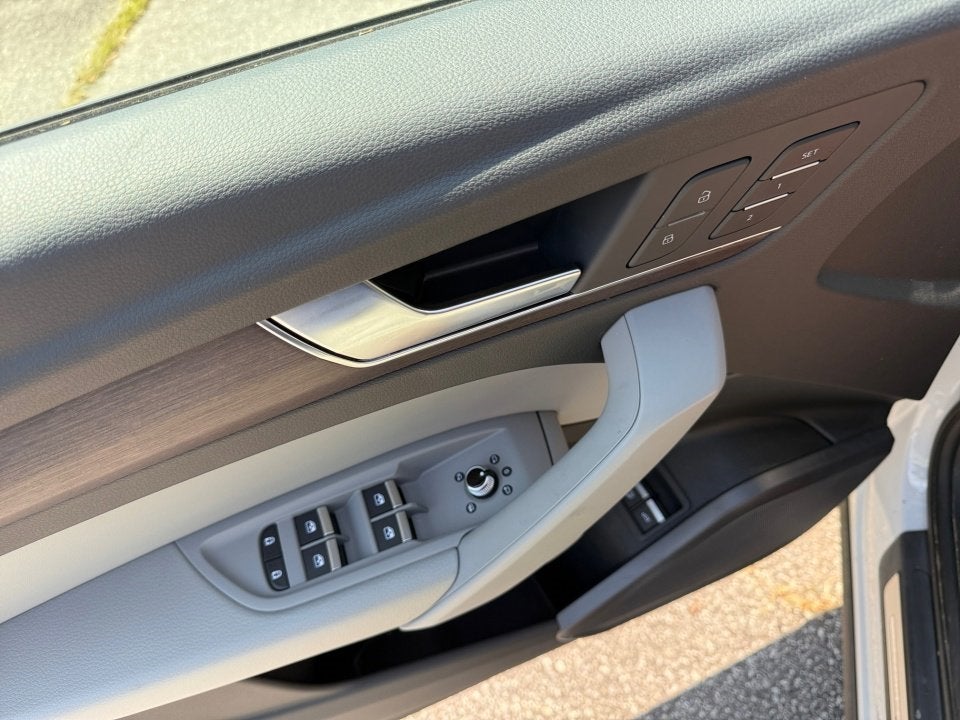 2024 Audi Q5 S line Premium