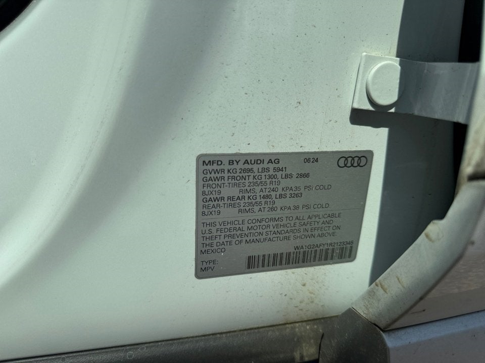 2024 Audi Q5 S line Premium