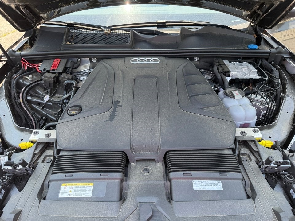 2025 Audi Q7 Premium Plus