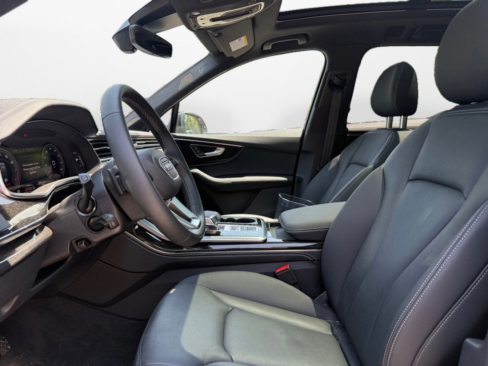 2025 Audi Q7 Premium Plus
