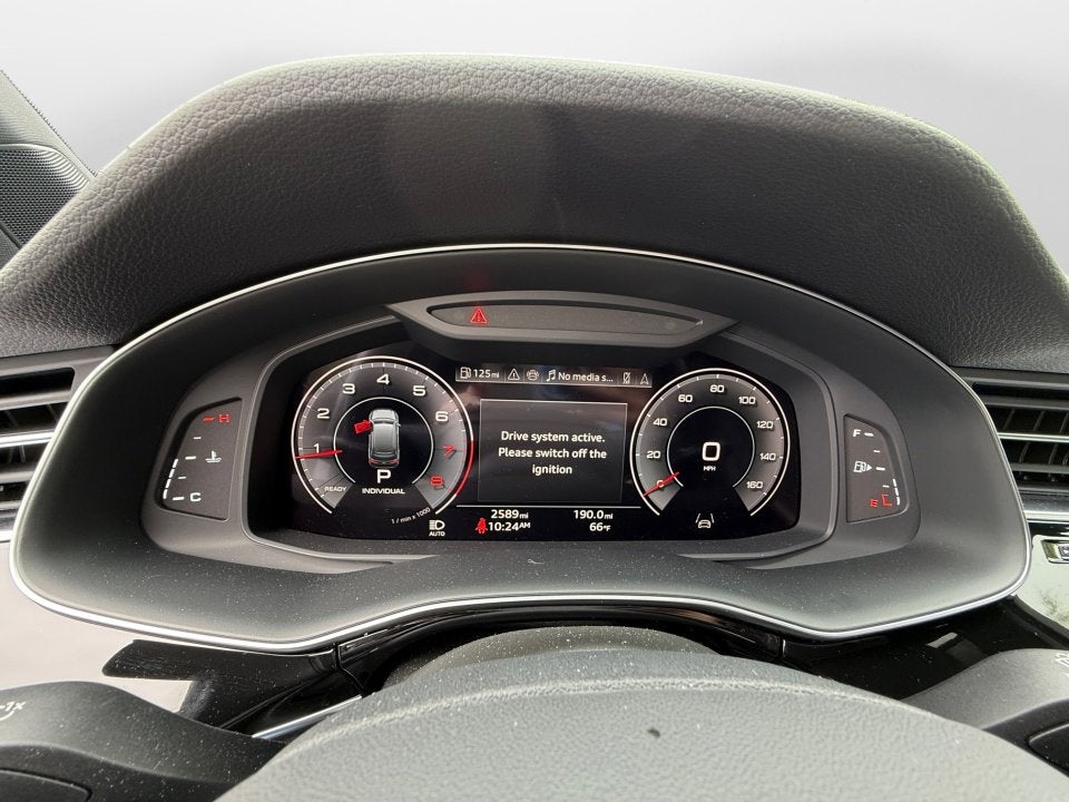 2025 Audi Q7 Premium Plus