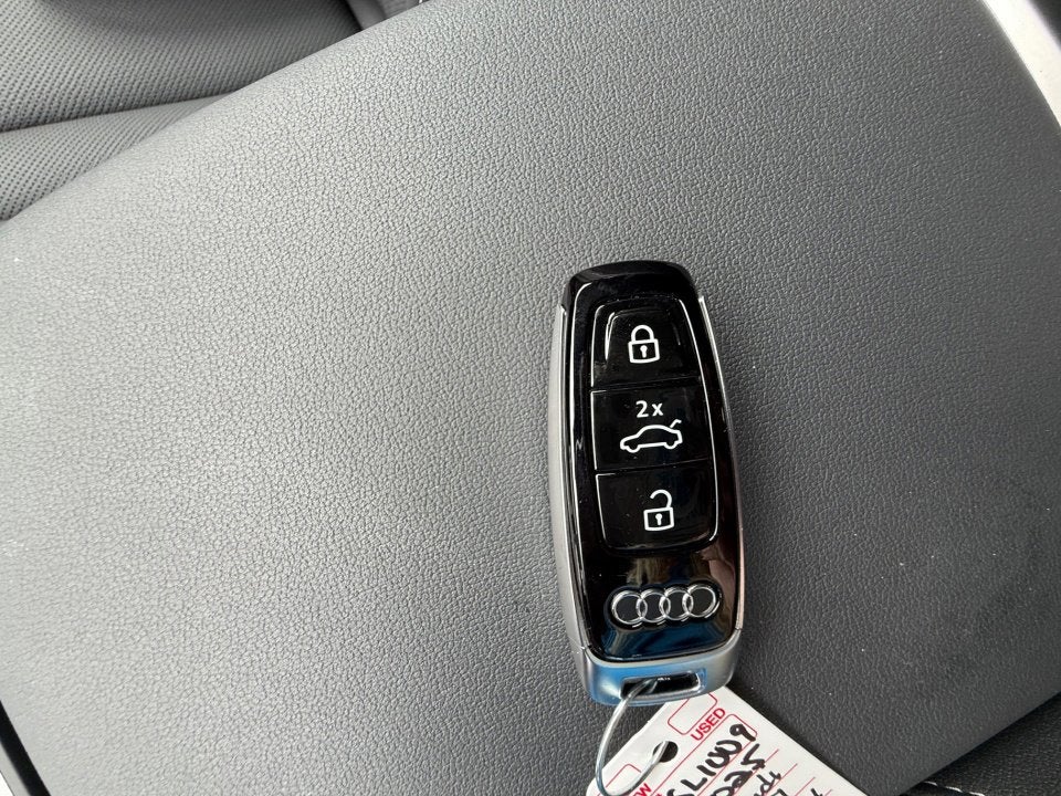 2025 Audi Q7 Premium Plus