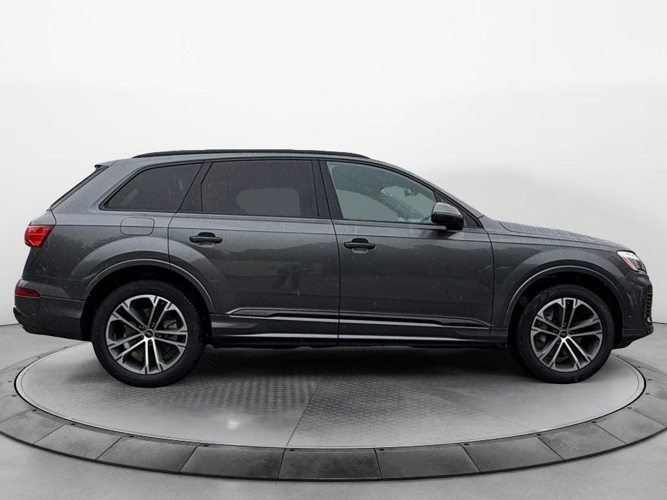 2025 Audi Q7 Premium Plus