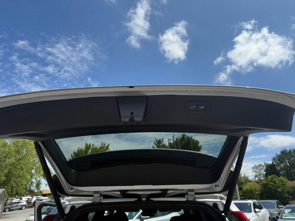 2018 Volvo XC90 Momentum