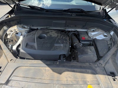 2018 Volvo XC90 Momentum