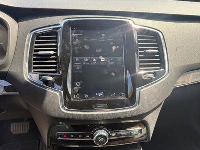 2018 Volvo XC90 Momentum