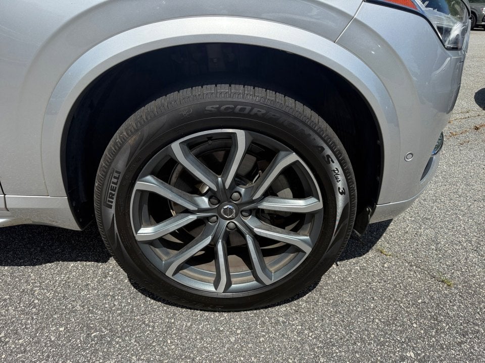 2018 Volvo XC90 Momentum