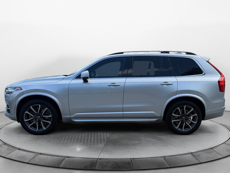 2018 Volvo XC90 Momentum