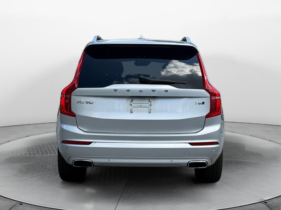 2018 Volvo XC90 Momentum