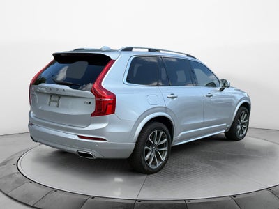 2018 Volvo XC90 Momentum