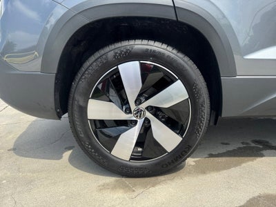 2025 Volkswagen Taos S