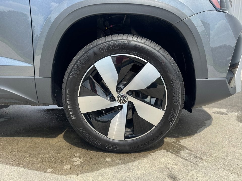 2025 Volkswagen Taos S