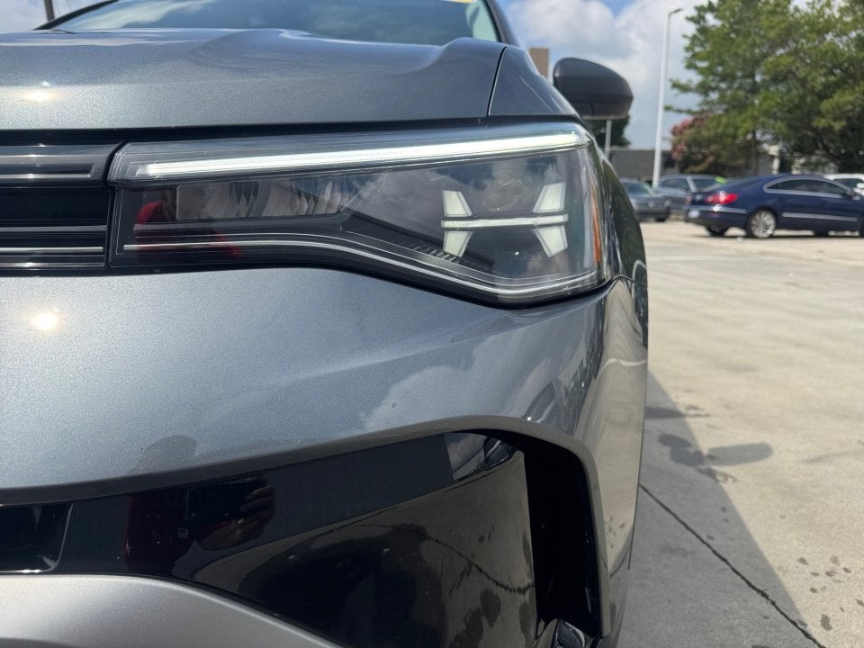 2025 Volkswagen Taos S