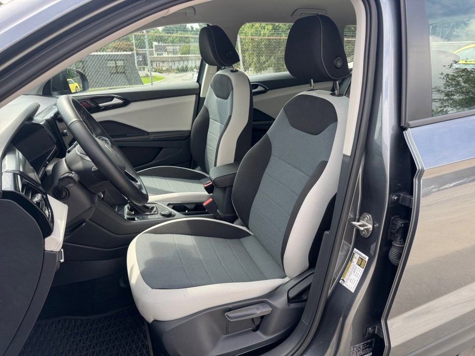 2025 Volkswagen Taos S