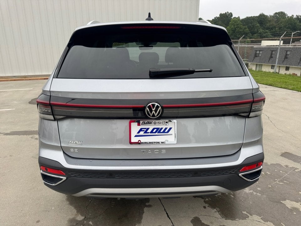 2025 Volkswagen Taos SE