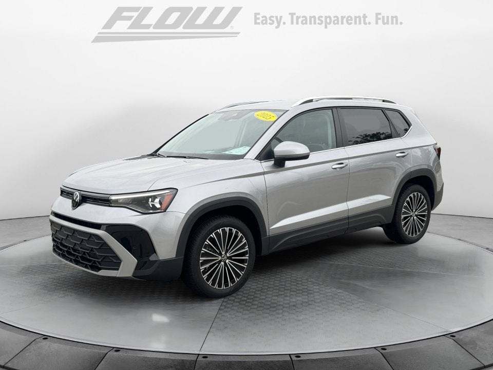 2025 Volkswagen Taos SE