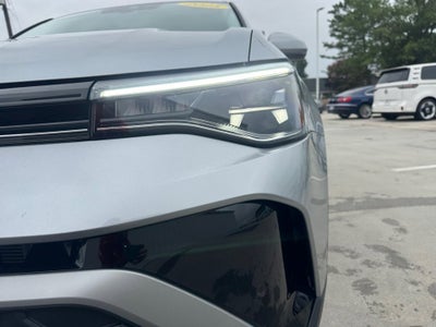 2025 Volkswagen Taos SE