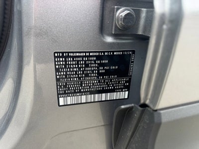 2025 Volkswagen Taos SE