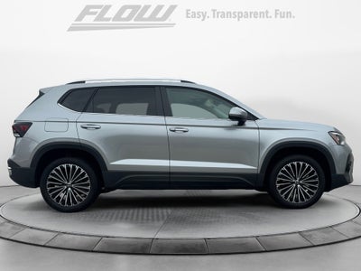2025 Volkswagen Taos SE