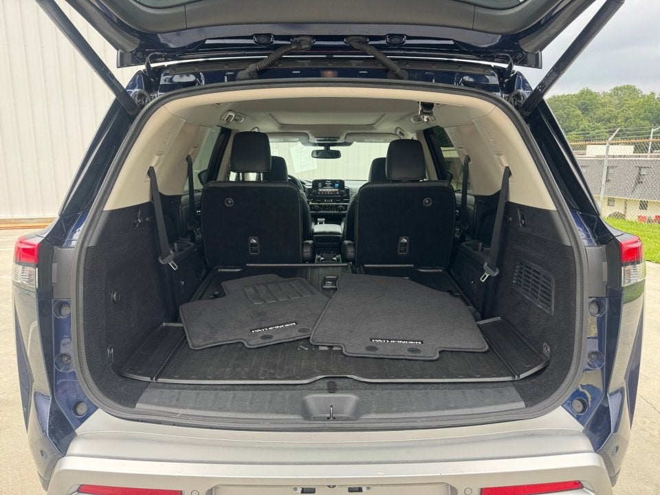 2022 Nissan Pathfinder Platinum