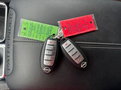 2022 Nissan Pathfinder Platinum