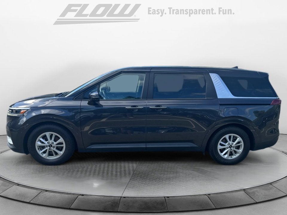2022 Kia Carnival LX