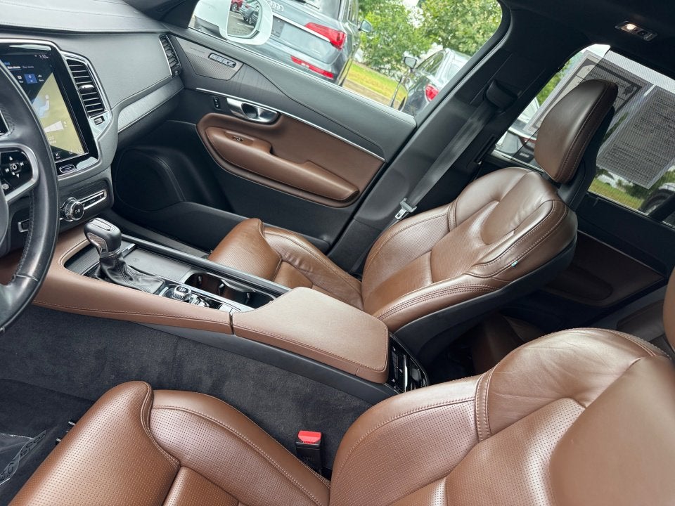 2021 Volvo XC90 Inscription