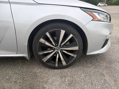 2020 Nissan Altima SR FWD
