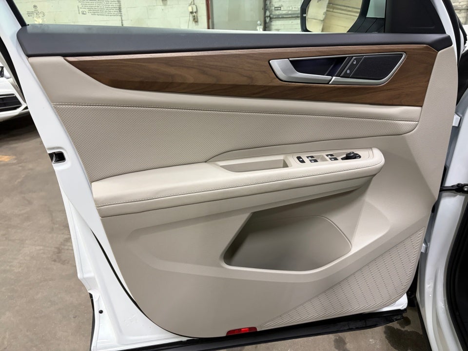 2026 Volkswagen Atlas SE