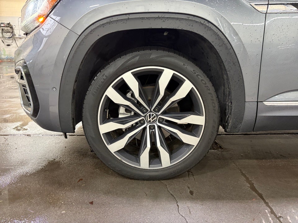 2022 Volkswagen Atlas 3.6L V6 SEL Premium R-Line