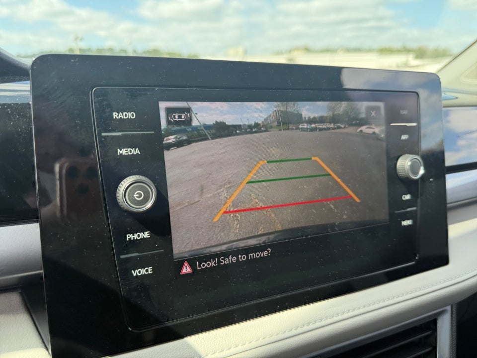 2025 Volkswagen Taos 1.5T SEL